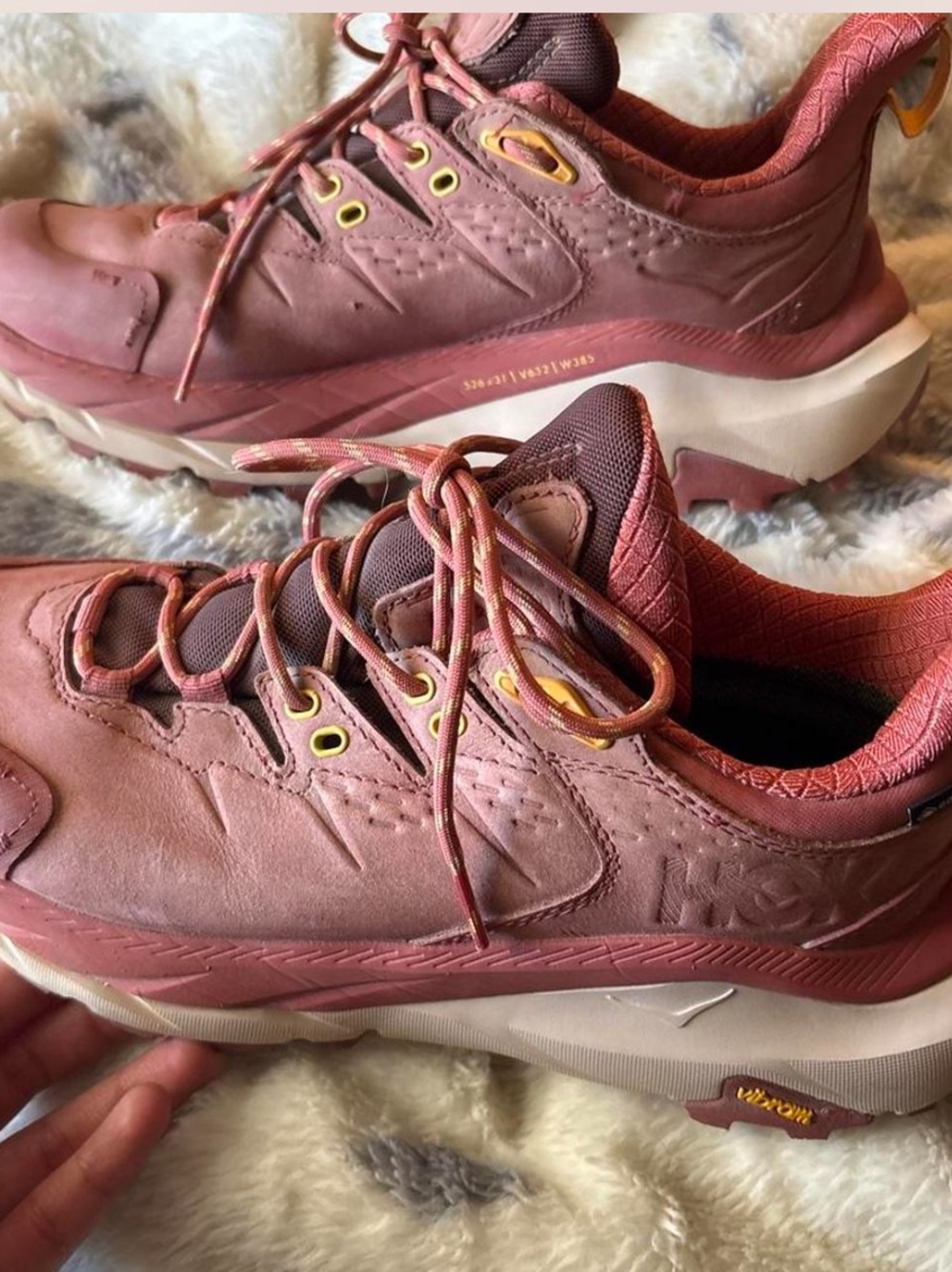 HOKA Kaha 2 Lows GTX